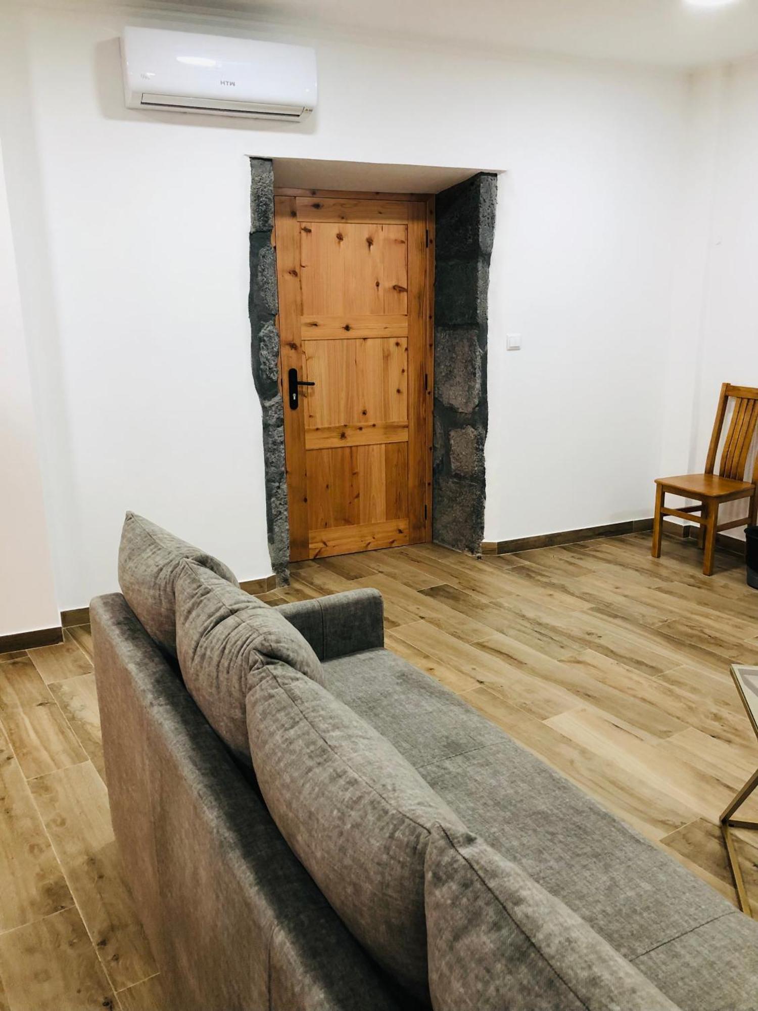 Amu- Apartamentos Misterios Da Urzelina Exterior foto